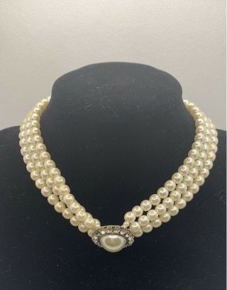 Vintage Gold Tone Faux Pearls Rhinestone Choker Necklace 14”