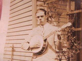 Vintage Photo Of Man Playing A Banjo Evansville In 1940s - 50s Snapshot Outside