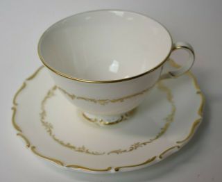 Royal Doulton England China Richelieu Tea Cup & Saucer Set White Gold H 4957 2