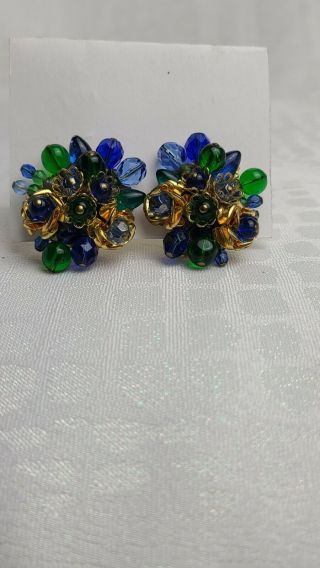 Vintage Green And Blue Glass Bead Cluster Clip On Earrings Gold Tone B3