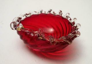 VINTAGE ITALIAN MURANO RUBY RED & GOLD AVENTURINE ART GLASS DISH OPEN SALT 3