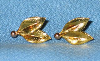 Vintage Krementz Gold Overlay Leaf Screw Back Earrings -