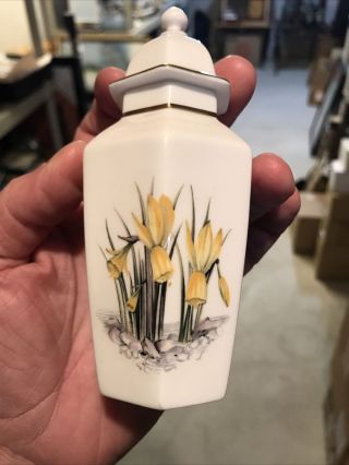 Royal Worcester Fine Bone China Jar W Lid Daffodils And White W Blue Flowers