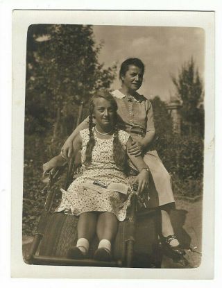 Vintage Fotografie 2 Mädchen Im Garten 1940er Jahre Bdm Photo