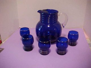 Vintage Mid Century Modern Cobalt Blue Pitcher W/ Ice Lip And 5 Small Tumblers