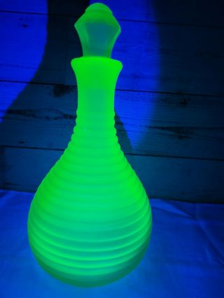 Vintage Green Uranium Ribbed Glass Frigidaire Water Bottle Vase C.  1930 Decanter