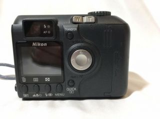 Vintage Nikon CoolPix 885 Camera in 3