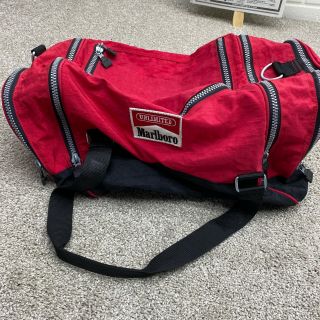 Vintage Marlboro Unlimited Red/black Duffle Bag Sports 5 Pockets Hd Zippers