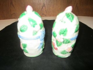 The Haldon Group 1985 " Ribbons & Bows " Salt And Pepper Shakers