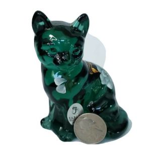 Vintage Emerald Green Fenton Glass 2.  5 Inch Cat Hand Painted Signed
