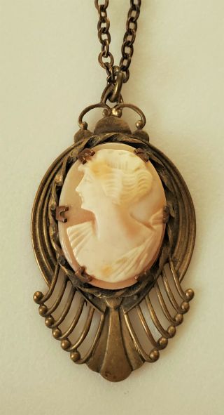 Vtg Gold Art Deco Necklace Etched Cameo Woman 