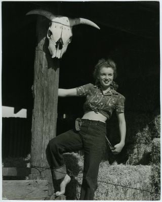 Barefoot Cowgirl Marilyn Monroe Large Inkstamped Andre De Dienes Photograph