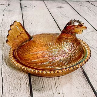 Vintage Carnival Amber Indiana Glass Iridescent Chicken Hen On Nest Candy Dish