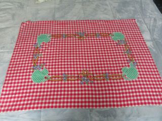 Vintage Cotton Red & White Checks Applique & Embroidered Tablecloth 45 " X 33.  5 "