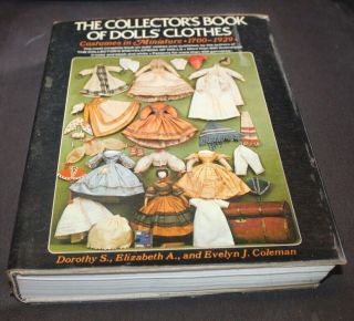 Vtg 1975 Doll Collector 