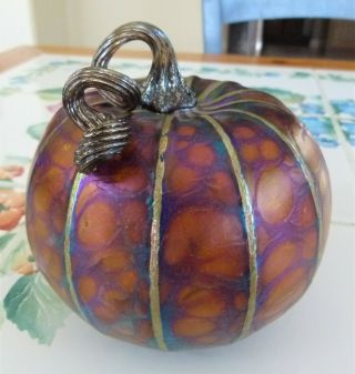 Studio Art Hand Blown Glass Amber Base Iridescent Luster Curly Stem Pumpkin