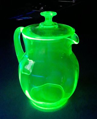 Vintage Green Uranium Vaseline Glass Water Pitcher With Lid
