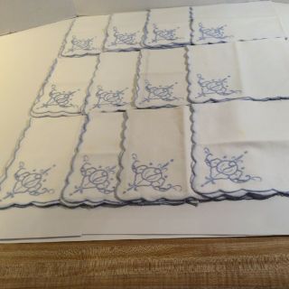 Set Of 12 Vintage White Linen Dinner Napkins With Blue Embroidery Lovely For Bts