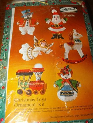 Vintage Lee Wards Christmas Toys Ornament Kit Felt Applique Old Set