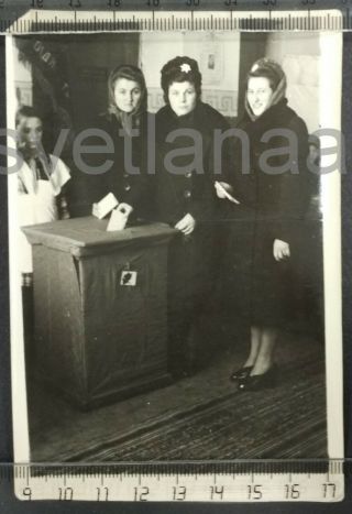1950s Vote Three Girls Women Election In Ussr Soviet Russia Vintage Photo B50