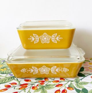 4 - Pc Vintage Pyrex Butterfly Gold Refrigerator Dish Set 502,  503 Dishes,  Lids