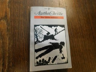 Vtg Ten Little Indians Agatha Christie Pocket Book Paperback 1967 Scary Read