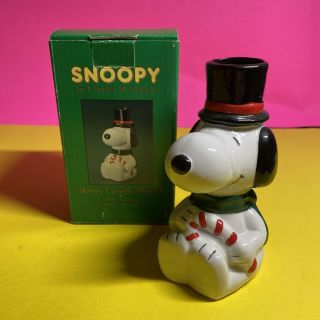 Vintage Peanuts: Willitts 7864 Christmas Candy Cane Snoopy Candle Holder / Bg