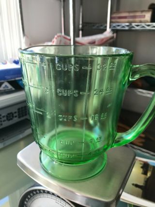 Vintage Green Depression Uranium Glass 1 Quart 4 Cup Footed Measuring Cup Wow