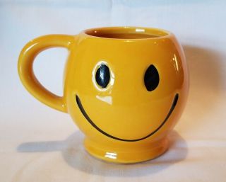 Vtg Mccoy Pottery Usa Sunshine Yellow Smiley Face Coffee Cup Mug 1970 