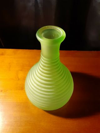 Vintage Green Uranium Vaseline Glass Frigidaire Bottle Water Jug 2