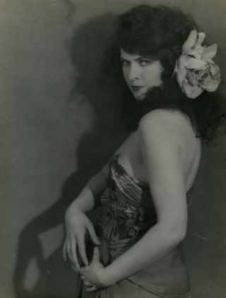 Ziegfeld Follies Girl & Silent Film Star Jacqueline Logan Large 1920s Photograph 2