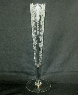 Vintage Cambridge - Rose Point Etched Crystal Elegant Bud Flower Vase 10¼” Exc