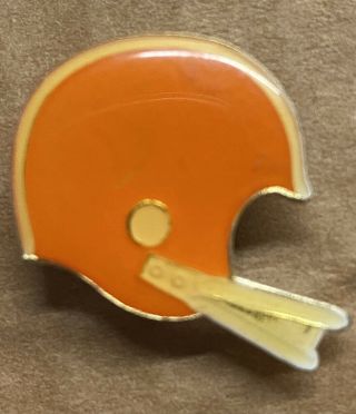 Vintage Nfl Football Cleveland Browns Team Logo Helmet Enamel Pin 1980’s