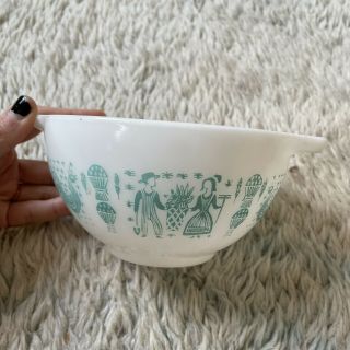 Vintage Pyrex Amish Butterprint Mixing Bowl 441 Turquoise White 1.  5 Pint Small