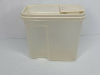 Vintage Rubbermaid Servin Saver 4 Cup Mini Storage Container/flip Top Almond Lid