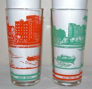 Set Of 2 Vintage Mid - Century Swanky Swigs Miami Beach Fun And Sun Glasses