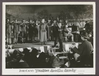 James Cagney & Joan Leslie 1942 Yankee Doodle Dandy Vintage Photo J5719