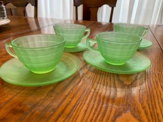 Green Frosted Bloc Optic By Anchor Hocking 4 Cups & Saucers Vgc 2u