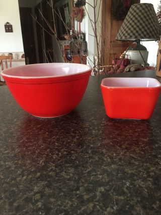 Vintage Pyrex 402 Red Mixing Nesting Bowl 1 - 1/2 Quart,  501 - 8 Refrigerator Dish
