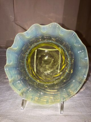 Victorian Vaseline Opalescent Glass Sweetmeat/berry Dish - Stevens & Williams - 1890