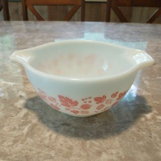 Vintage Pyrex Pink And White Gooseberry 441/1.  5 Pint Cinderella Mixing Bowl