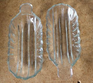 Vintage Heavy Clear Glass Banana Split Bowls Set Of 2.  They Are 8 " Long