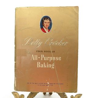 Vintage 1942 Betty Crocker Cook Book Of All Purpose Baking Soft Cover Gold Medal