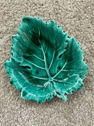 Wedgewood Of Etruria & Barlaston - Vintage Green Leaf Dish / Trinket Plate Small