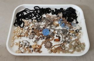 410g Joblot Bundle Of Vintage Costume Jewellery Beads Etc For Re - Use
