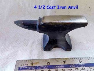 Vintage Small 4 5/8 " Cast Iron Jewellers Or Metalsmiths Anvil Old Tool