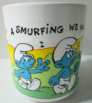 Vintage 1981 Wallace Berrie The Smurfs A Smurfing We Will Go Coffee Tea Mug Cup