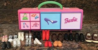 Vintage 1999 Mattel " Tara " Barbie Accessory Carrying Case W/16 Pairs Of Shoes B3