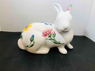 Vintage 1996 Tiffany & Co.  Floral Bunny White Rabbit Ceramic 6.  75x9 " Portugal
