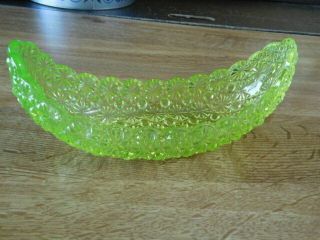 8 " Yellow Vaseline Glass Button And Daisy Canoe Shaped Dish